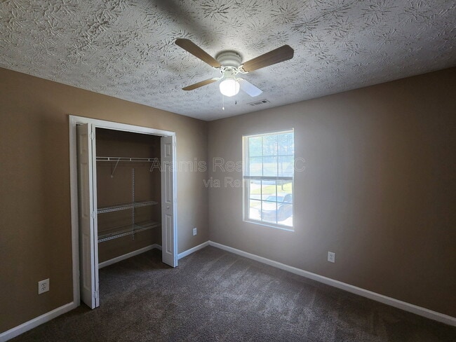 Building Photo - 7266 Tiderace Ct