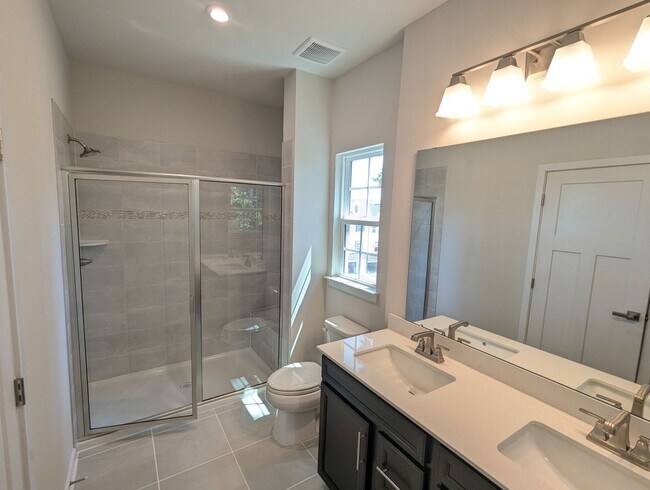 Building Photo - Gorgeous New Construction (never lived in)...