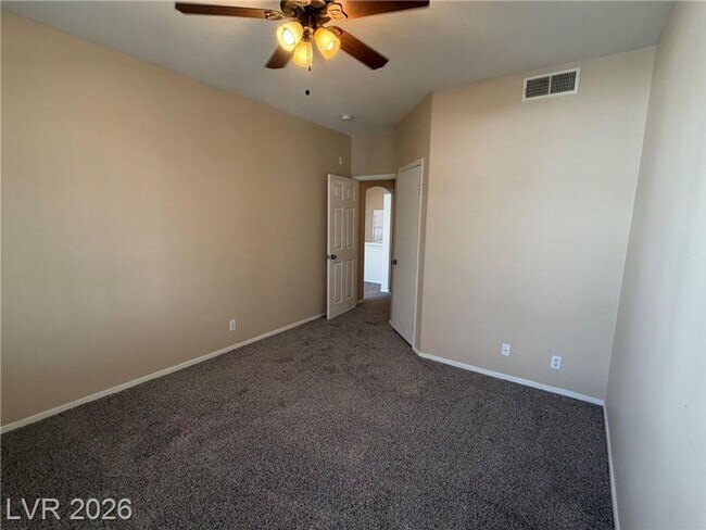 Building Photo - Green Valley 1BR Condo with Quartz Counters, Pool & Covered Parking