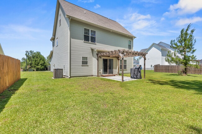 Building Photo - 206 Breakwater Dr