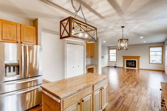 Building Photo - 7586 Inland Ln N