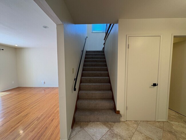 Building Photo - Charming Palo Alto Home with Beautiful Lan...
