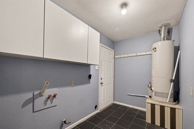 Building Photo - 16219 Rill Ln