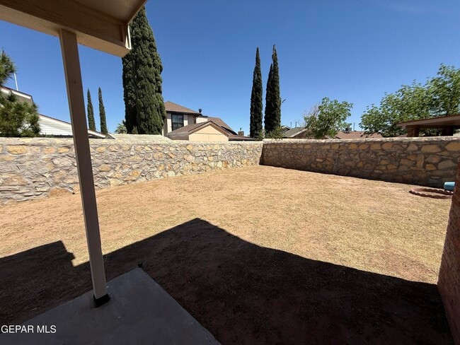 Building Photo - 10924 Walden Pond Ln