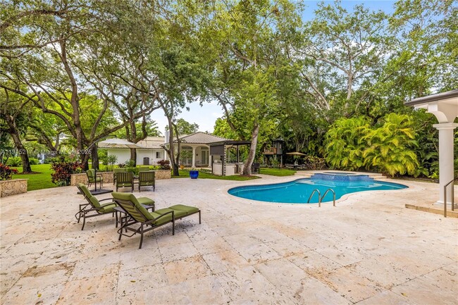 Building Photo - 8941 SW 65th Ct