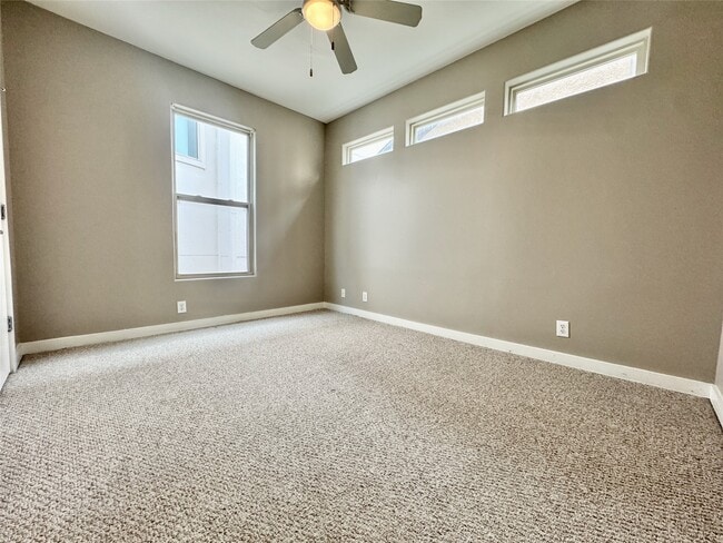 Building Photo - 1515 Birdsall St