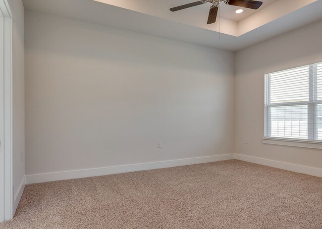 Building Photo - Beautiful 4-Bedroom Home - Arbor Place