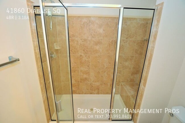 Building Photo - 41860 Diabase Square