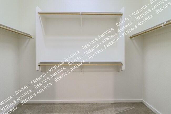 Building Photo - 544 N Alma School Rd