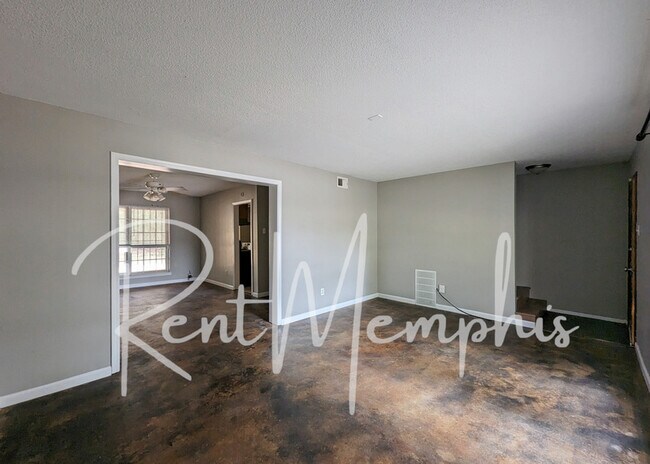 Building Photo - 5664 Hinton Pl