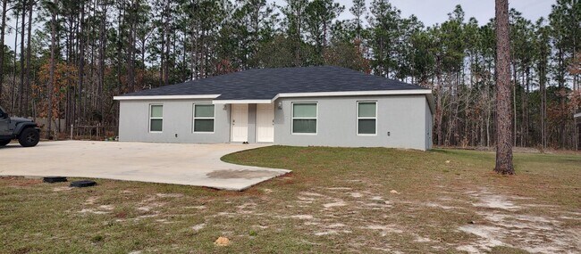 Building Photo - 9514 Camel Dr