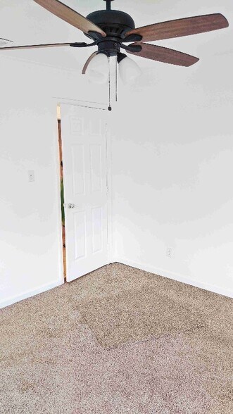 Building Photo - 1824 St Maurice Ave