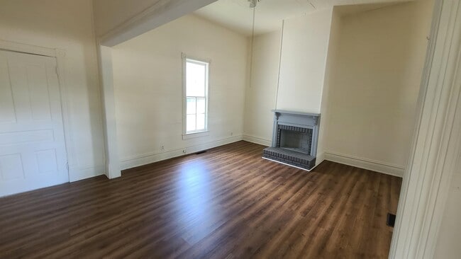 Building Photo - 776 Macon Ave