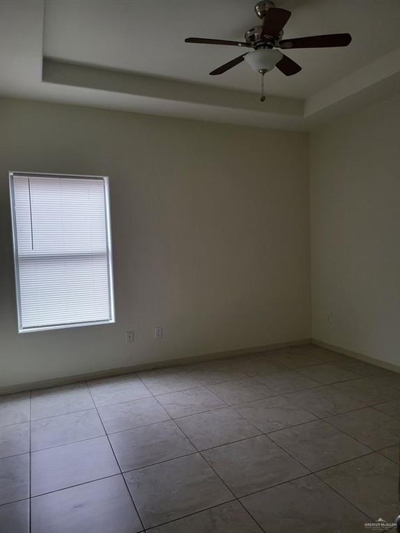 Building Photo - 11 N Lotto Ln