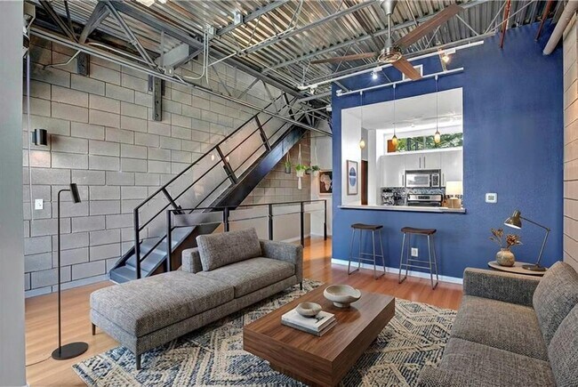 Building Photo - 4801 S Congress Ave