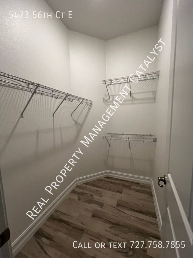 Building Photo - 5473 56th Ct E