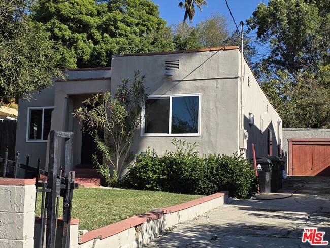 Building Photo - 375 N Avenue 52