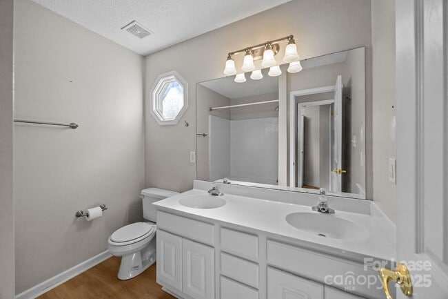 Building Photo - 9467 Kimmel Ln