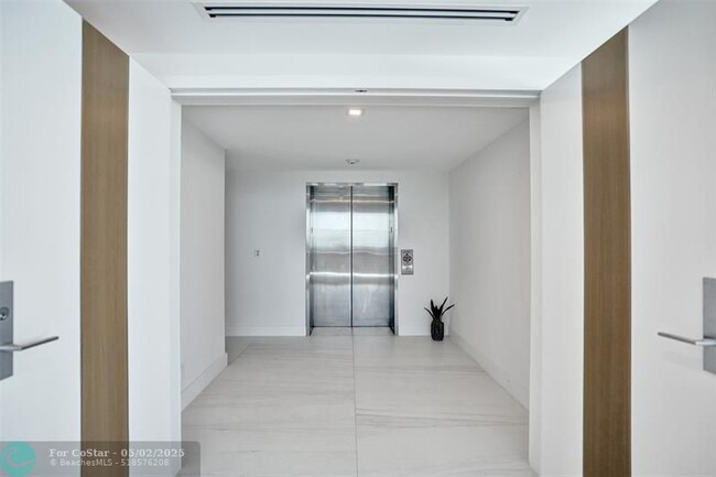 Building Photo - 701 N Fort Lauderdale Beach Blvd