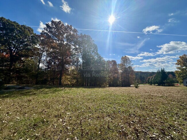 Building Photo - 620 Harp Switch Rd