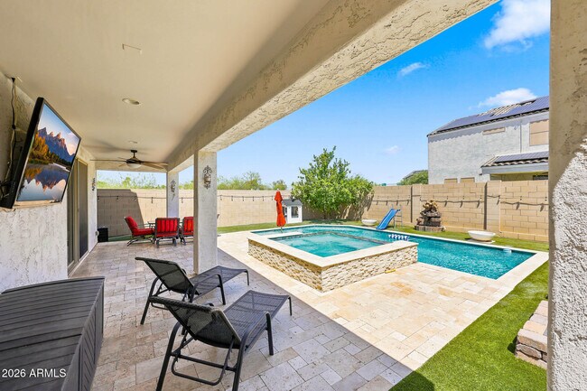 Building Photo - 12644 W Nogales Dr