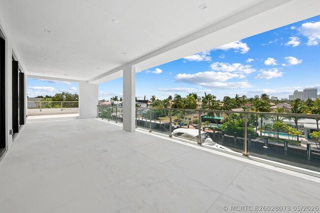 Building Photo - 401 Lido Dr