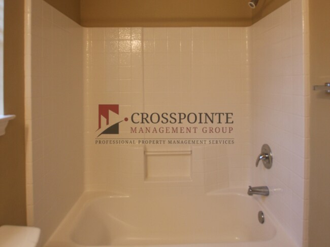 Building Photo - Available! 3 Bedroom Home in Flint!