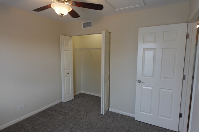 Building Photo - 2244 Flagstone Ln
