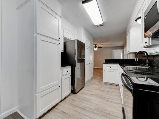 Building Photo - 3Bd/2Ba in Killeen, TX!