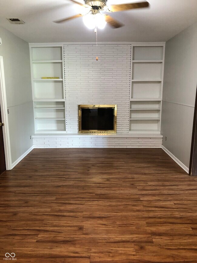 Building Photo - 6347 Breamore Rd