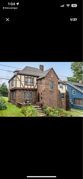 Primary Photo - 126 Simpson St