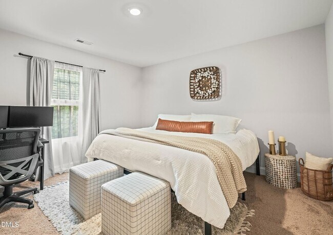 Building Photo - 947 Weatherby Ln