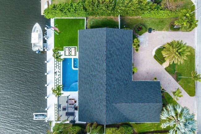 Building Photo - 5 Inlet Cay Dr