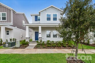 Building Photo - 728 Squire Ave