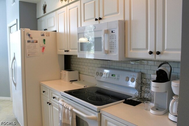 Building Photo - 16625 Lake Cir Dr
