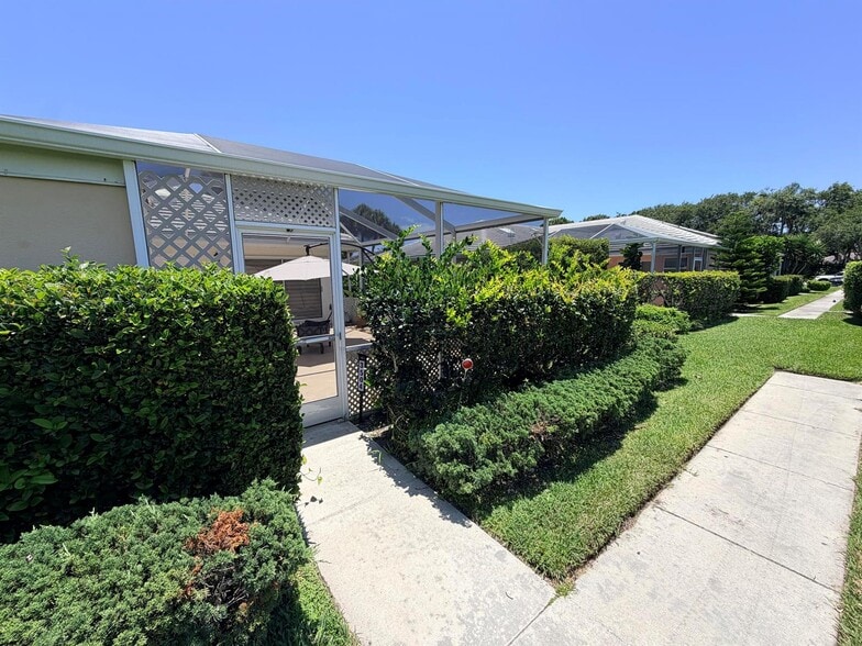 Building Photo - 3504 Lakemont Ct