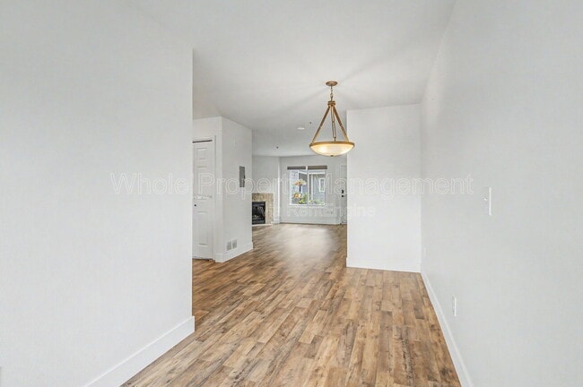 Building Photo - 1330 S Monaco St Pkwy