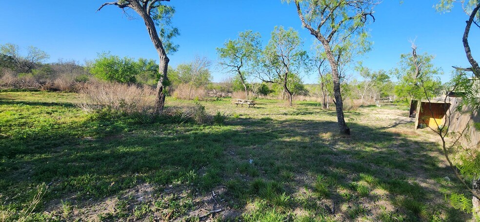 Building Photo - 541 Ryan Xing