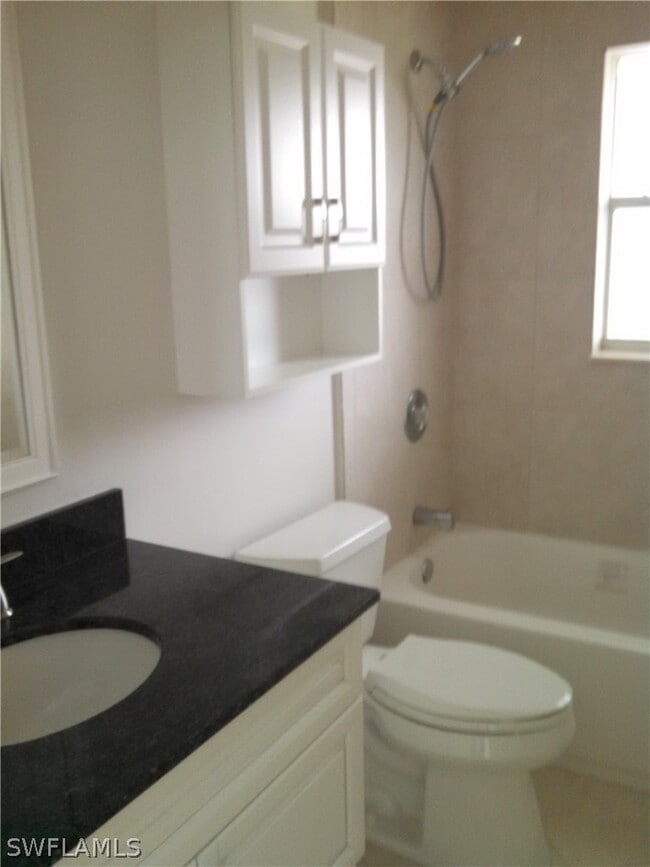 Building Photo - 9092 Caloosa Rd