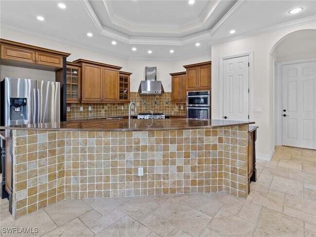 Building Photo - 405 Tradewinds Ave