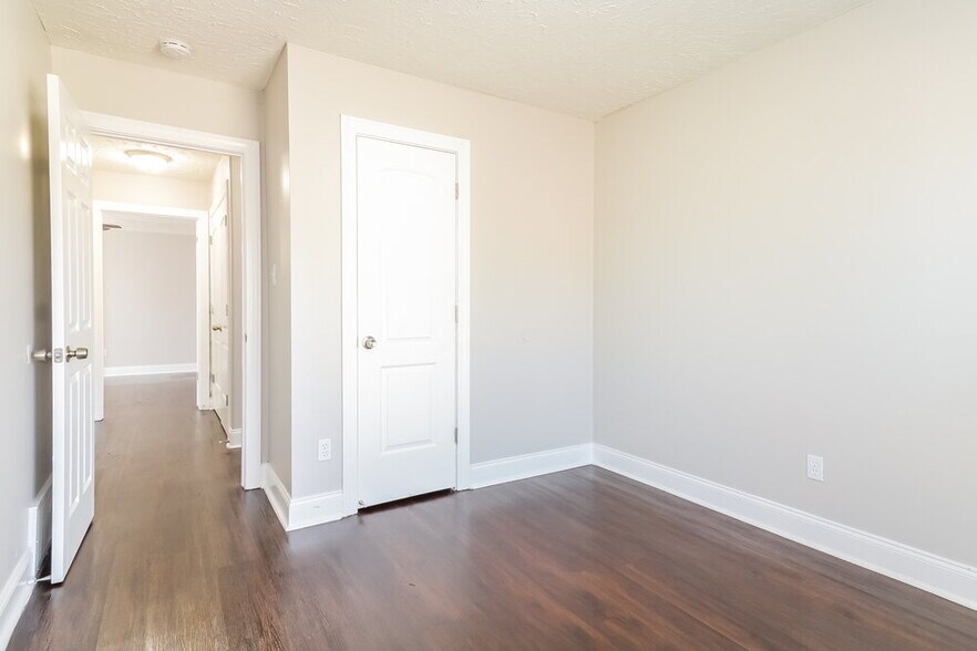 Building Photo - 7303 Peppermill Ln