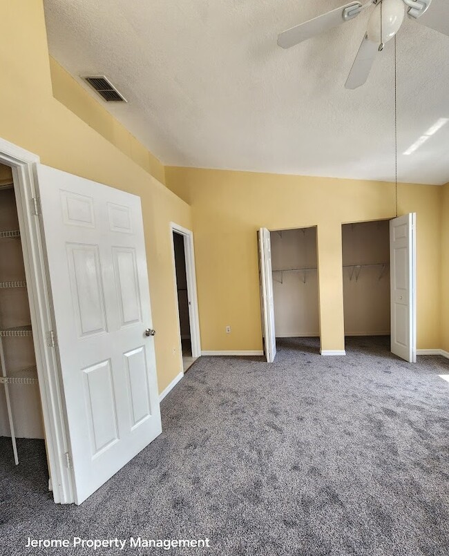 Building Photo - 5011 Sunridge Palms Dr