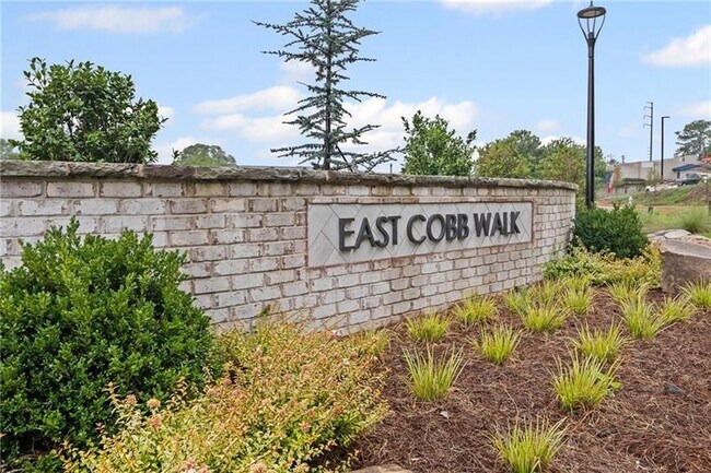 Building Photo - 2686 Evers Dr NE
