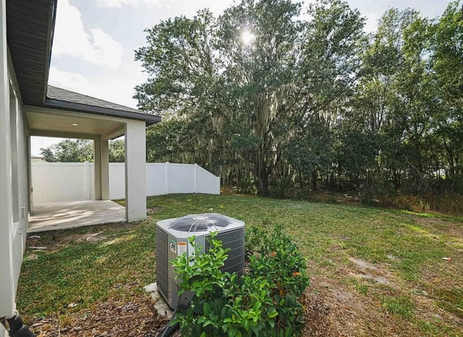 Building Photo - 12609 Maple Bonsai Dr