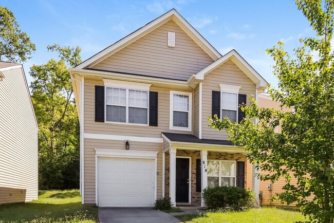 Building Photo - 818 Rook Rd