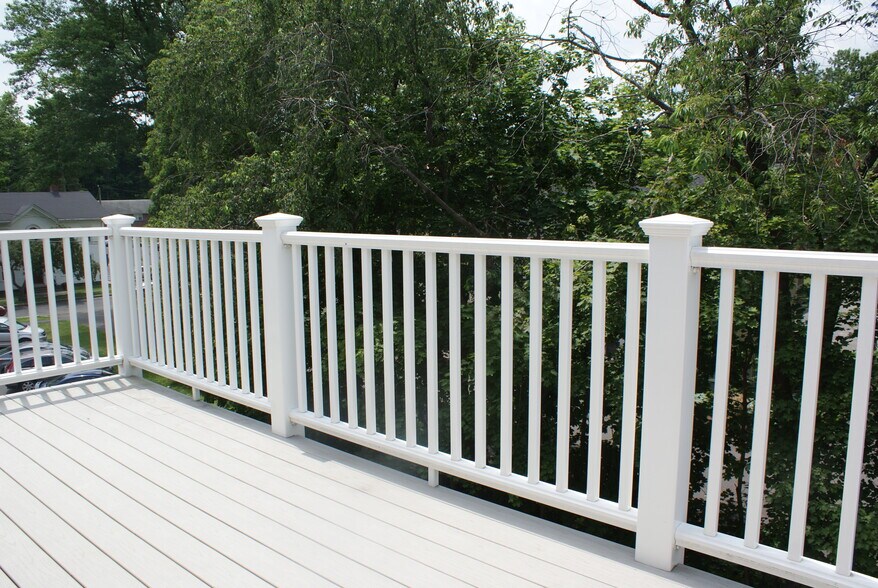 Private Balcony - 264 N Pleasant St