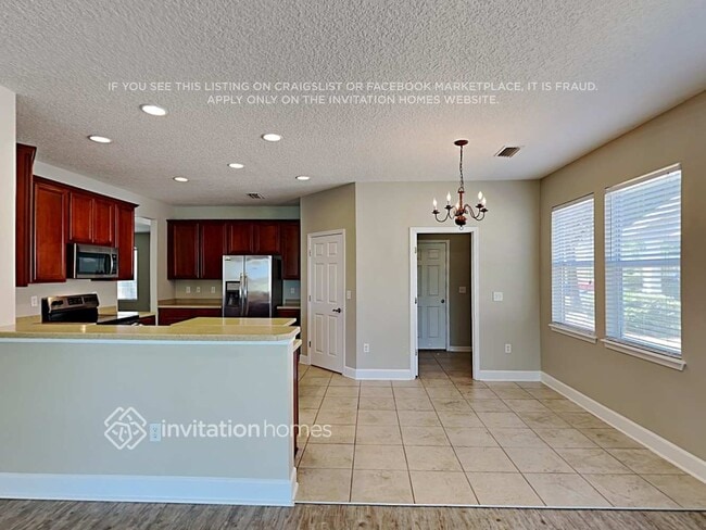 Building Photo - 708 Spruce Pine Ln