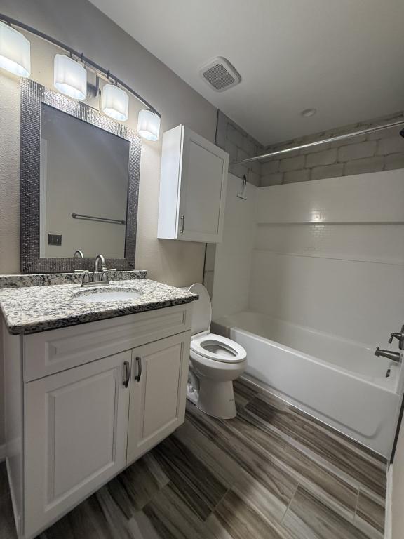 Building Photo - 6212 Horseshoe Ave