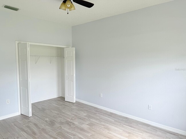 Building Photo - 1905 Fairway Loop