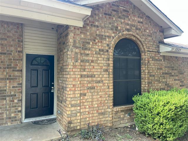 Building Photo - 10524 Shadywood Dr